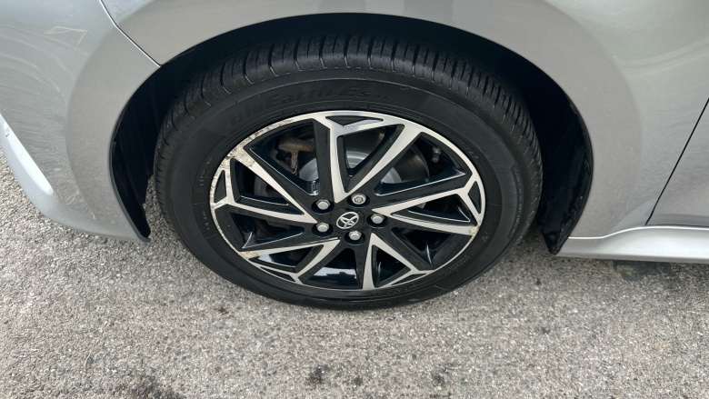 Toyota Yaris 1.5 Hybrid Design 5dr CVT Hybrid Hatchback